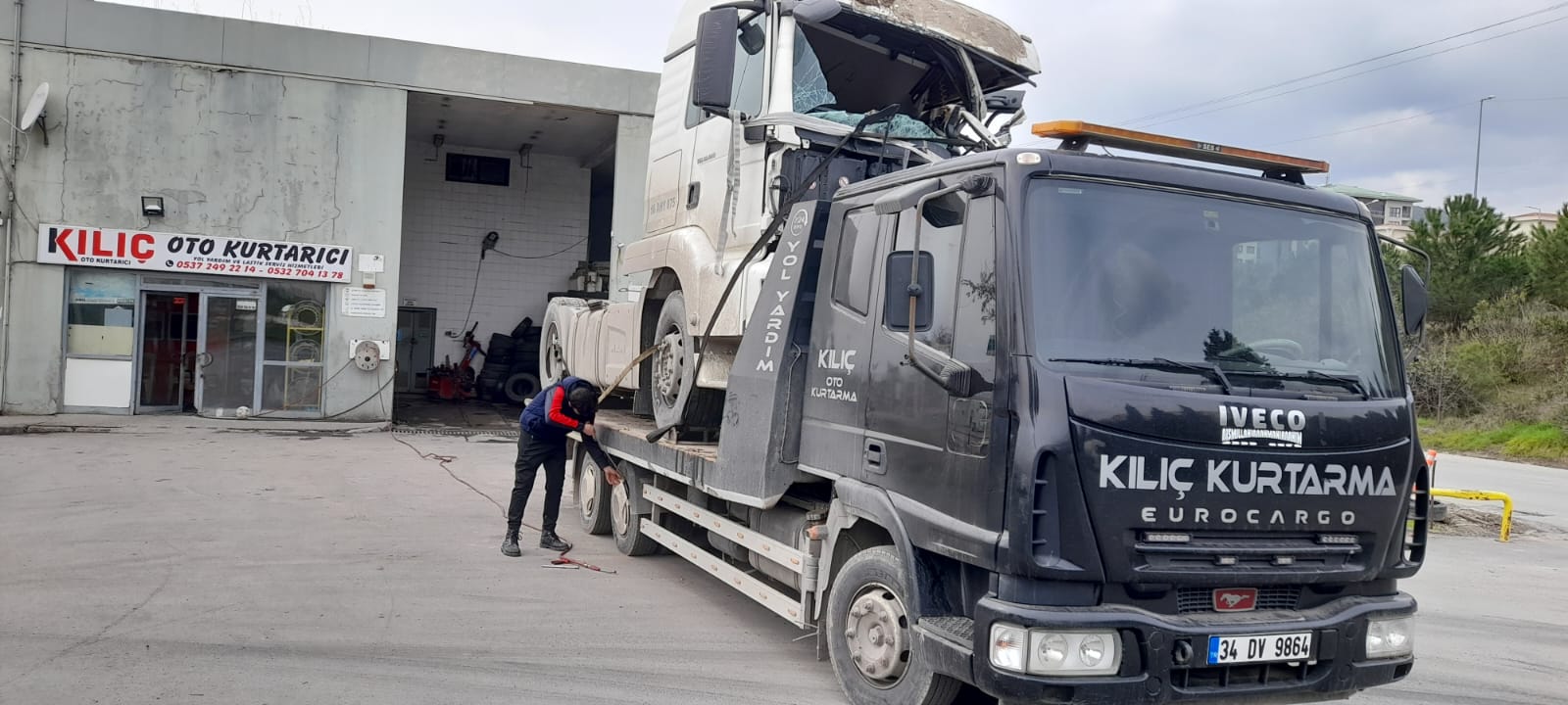 Acil Lastik Değişimi