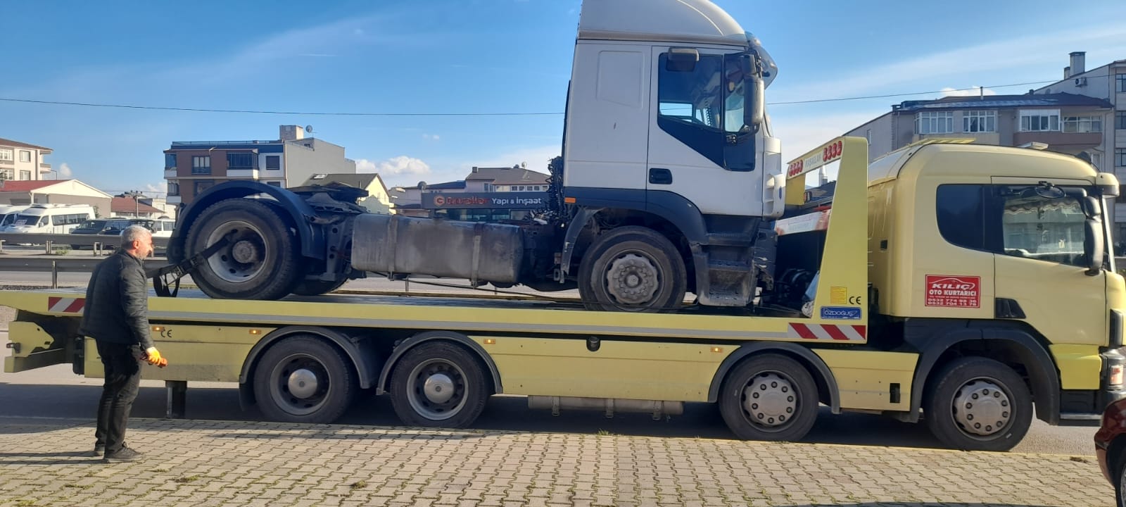 Kaza sonrası araç kurtarma hizmeti